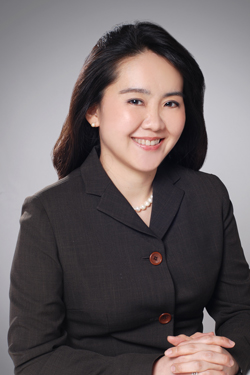 Dr Nikolle Tan, Eye Specialist Singapore - Corporate Photo